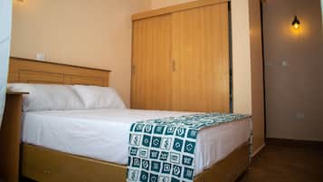 Tabla de planchar con plancha y wifi gratis