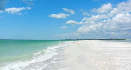 Pet-Friendly Beach House ★ Private Pool ★ Beach Access Included