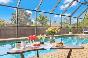 Pool - 3BR Beach House ★ Private Pool ★ Beach Access Incl (Marco Island)