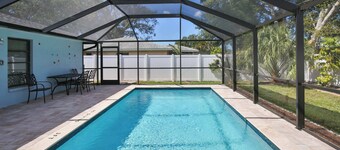 3 Bedroom house close to everything in Sarasota