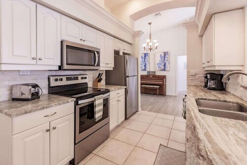 Park Place ★ Minutes to Beach ★ by Mackle Park