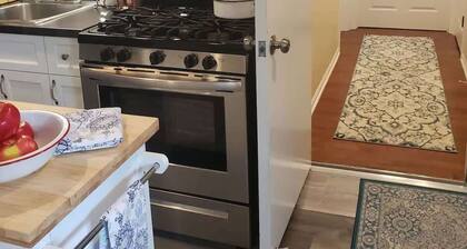 Newly Remodeled 2BR 2BA Home ★ Close to Barrington