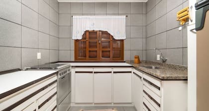 914 - Casa 3 dormitórios para 8 pessoas