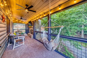 Terrace/patio - Amazing Views! Hot Tub, Dog Friendly, Game Room, Peloton! (Blue Ridge)