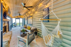 Interior - Amazing Views! Hot Tub, Dog Friendly, Game Room, Peloton! (Blue Ridge)