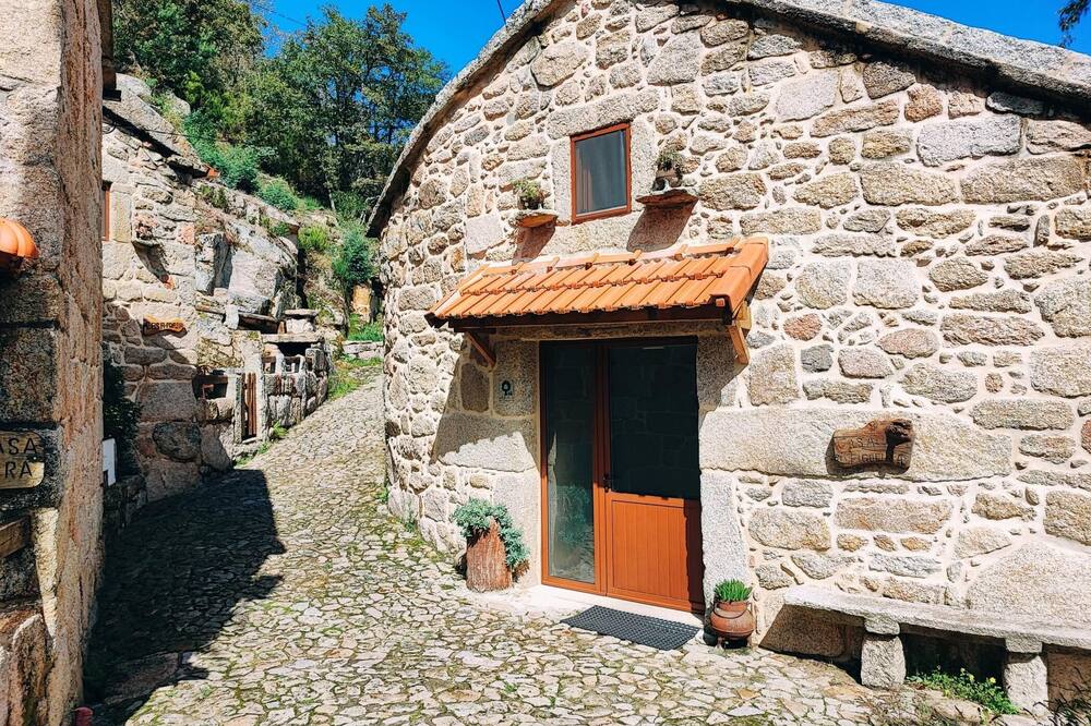 Casa da Figueira | | Aldeia de Pontes | Peneda Gerês National Park