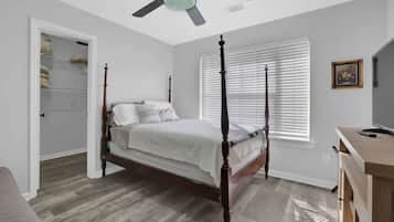 2 bedrooms, free WiFi, bed sheets