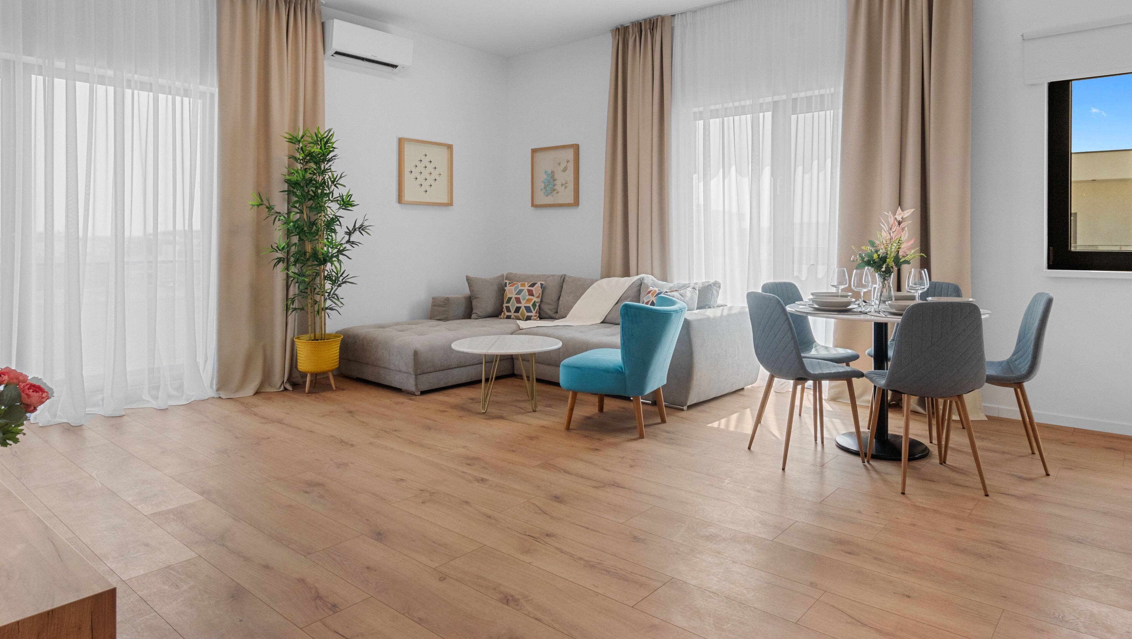 premium apartment | living area | flat-screen tv