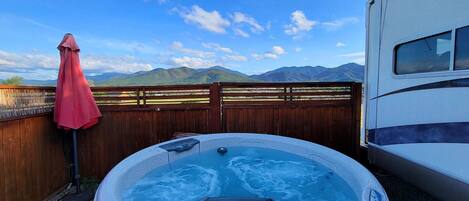 Bain à remous extérieur