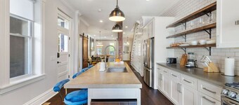 6min to Pittsburgh Zoo,Pet Friendly,Near Butler St