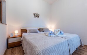 1 chambre, Wi-Fi gratuit, draps fournis