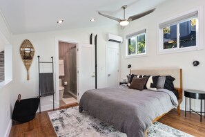 Room - Mountainside Retreat - Ski On/Off (Tannersville)