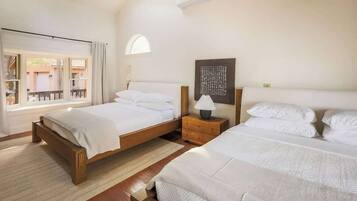 4 bedrooms, travel cot, WiFi, bed sheets