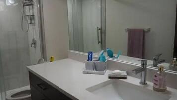 Towels, soap, shampoo, toilet paper