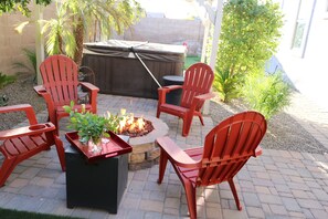 Property grounds - Newly- remodeled modern home. (Goodyear)