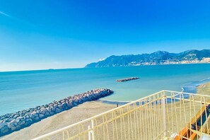 Beach - Seaview Balcony Apartment - 5mt Dalla Spiaggia! x6 (Salerno)