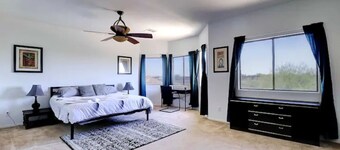 Spacious Private Home w/King bed & Great Pool.