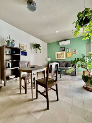 55-inch Smart TV with digital channels - Casa San Fernando by Barrio México (Guadalajara)