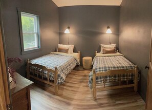 2 bedrooms, free WiFi, bed sheets