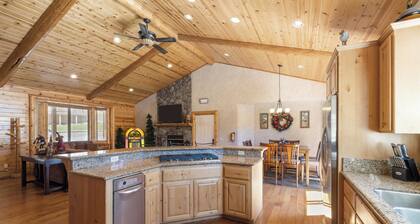 Hot Tub, Game Room, Large Deck w/ Mountain Views, 4bdr Paw Print by Avantstay