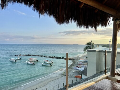 Casa Sea Esta - BEACH FRONT- Punta de Mita!