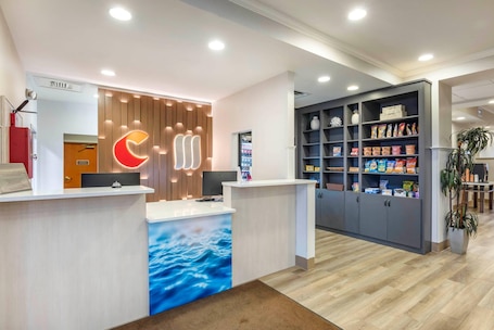 Lobby. Mainstay Suites Ocean City West