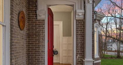 Secretariat @ The HoM- Ky Horse Park 11min, Ark 30min, Walk Downtown/GT College