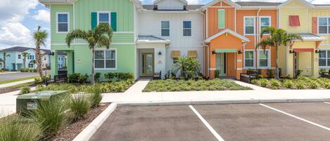 ด้านหน้าที่พัก