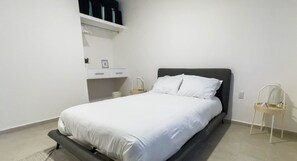 3 habitaciones, tabla de planchar con plancha y wifi gratis