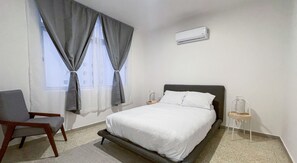 3 quartos, ferros/tábuas de passar roupa, Wi-Fi de cortesia