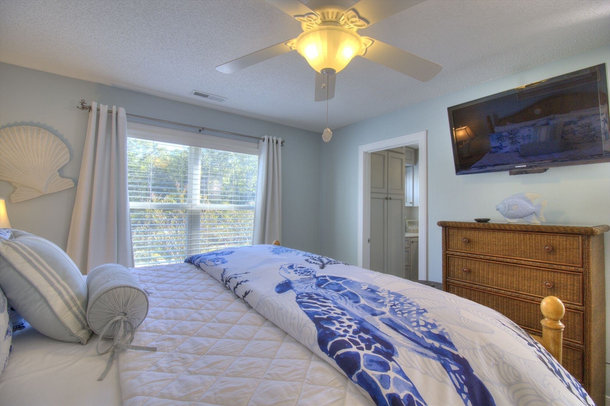 3 habitaciones, tabla de planchar con plancha y wifi gratis 