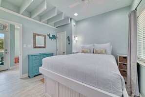 2 室のベッドルーム、アイロン / アイロン台、WiFi、ベッドシーツ