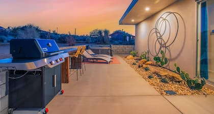 SO GORGEOUS! Luxurious Home w/HOT Tub & Views!!!