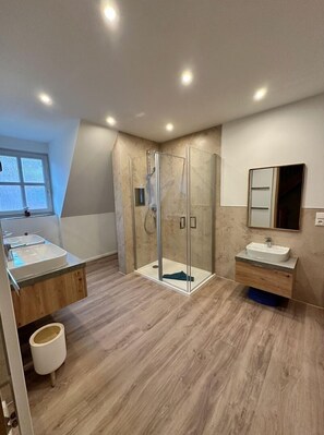 Haartrockner, Handtücher