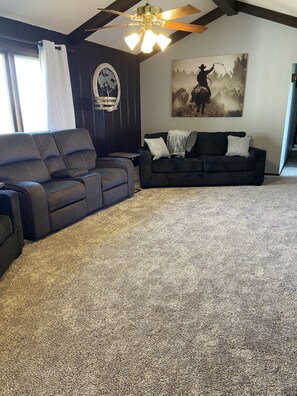 Smart TV, table football