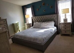 4 bedrooms, WiFi, bed sheets