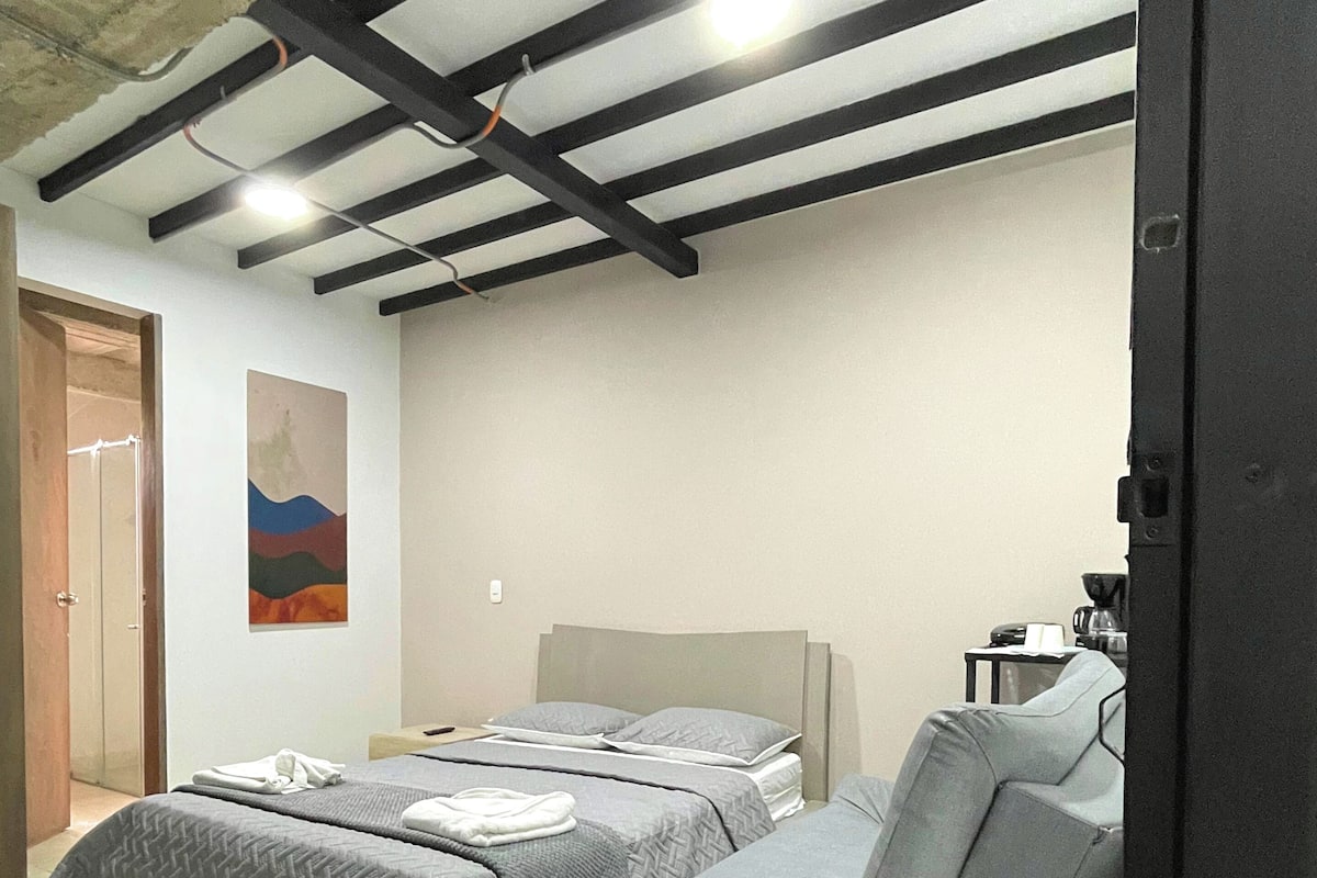 1 habitación, cubrecamas y decoración personalizada