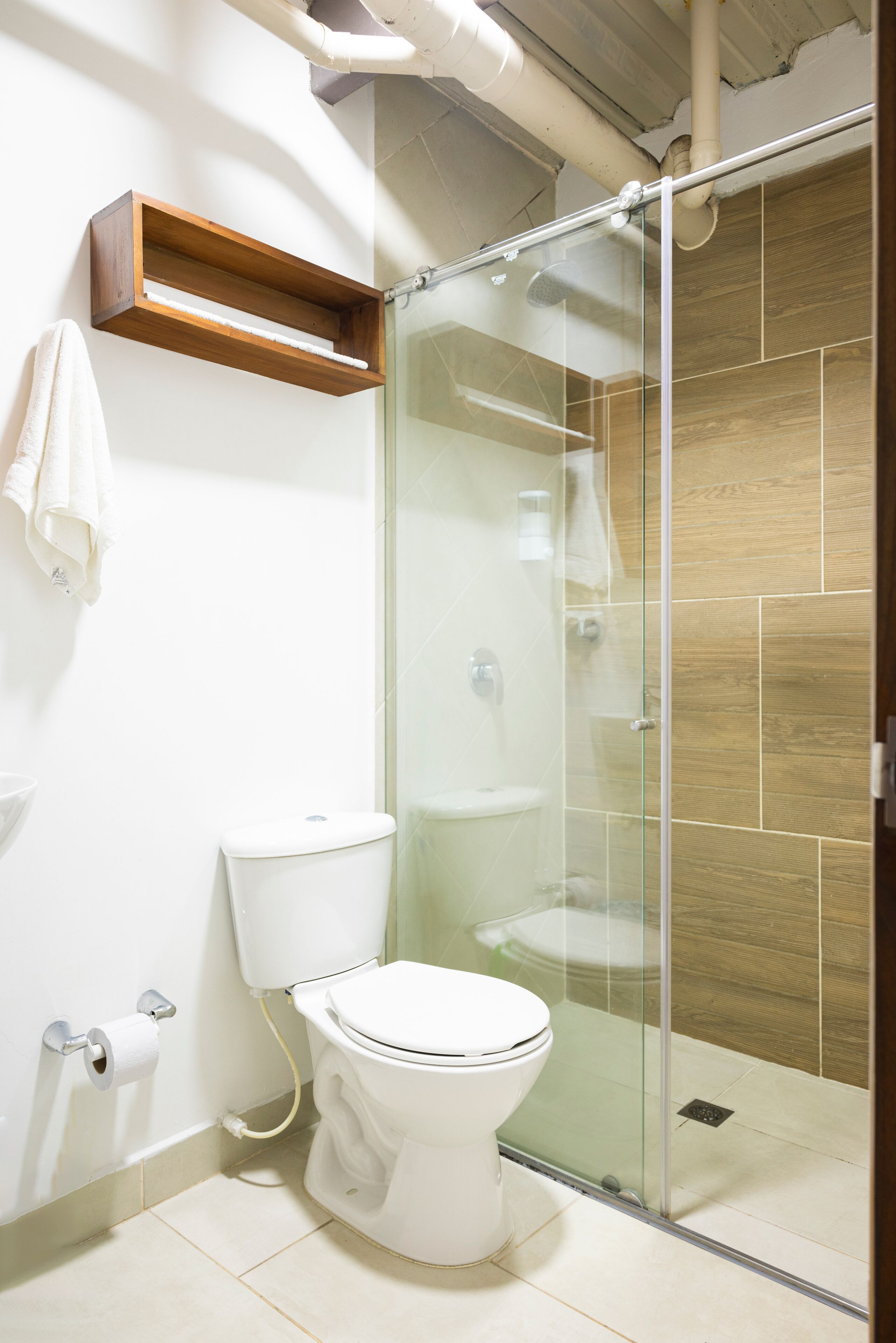 Exclusive-Apartment | Badezimmer | Dusche, Regendusche, Fußbodenheizung (Badezimmer), Handtücher