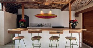 Bar (in der Unterkunft)