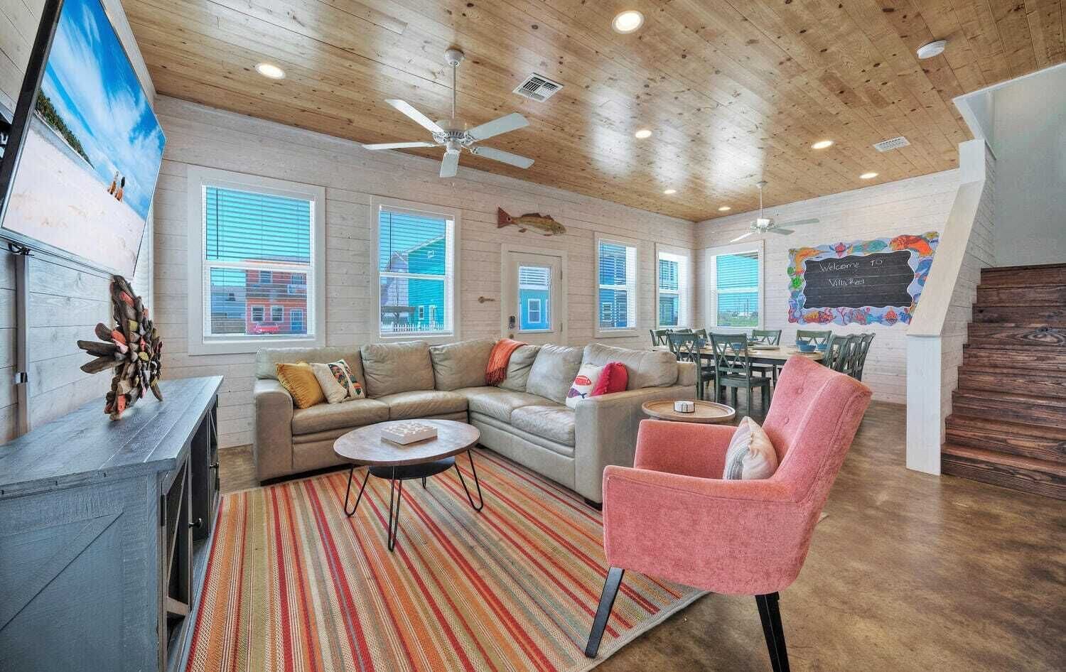 Villa (4 Bedrooms) | Interior