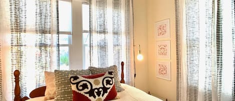 2 chambres, bureau, fer et planche à repasser, Wi-Fi gratuit