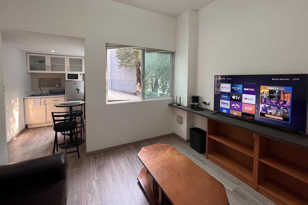 Executive Suite | Living area