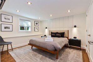 3 bedrooms, iron/ironing board, travel crib, WiFi