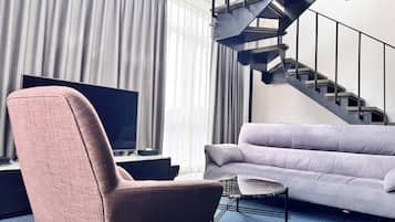 Duplex Suite | Nappalirész | Tévé