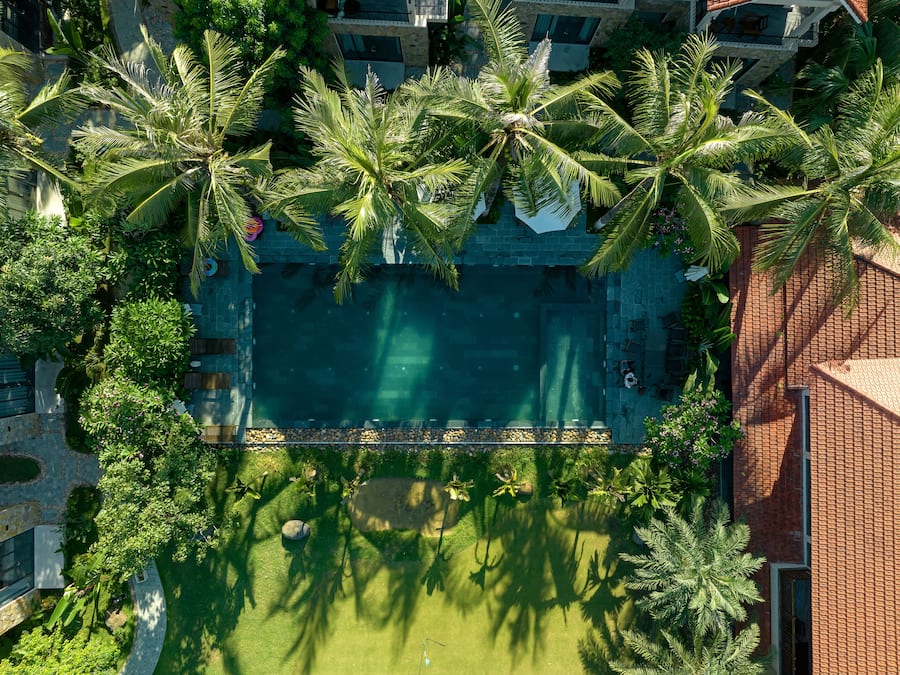 Outdoor pool, open 7:00 AM to 9:00 PM, pool umbrellas, sun loungers