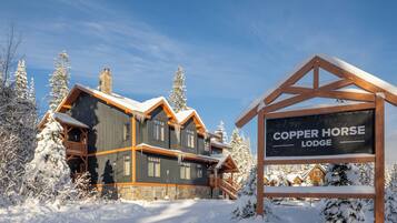 A lodge with a prominent sign reading "Copper Horse Lodge."