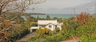 Waiheke holiday home
