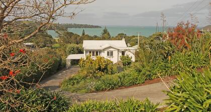 Waiheke holiday home