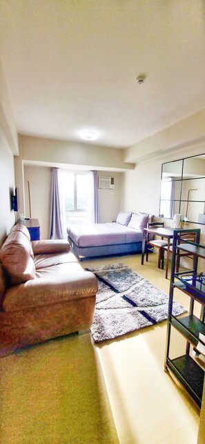 Comfort Condo, 1 Double Bed with Sofa bed, Refrigerator & Microwave, City View | 1 bedroom - Centrio Tower Condo Unit (Cagayan de Oro)