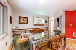 Dining - Tree-lined retreat with wood fireplace, board game collection, & pool access (Shelton)